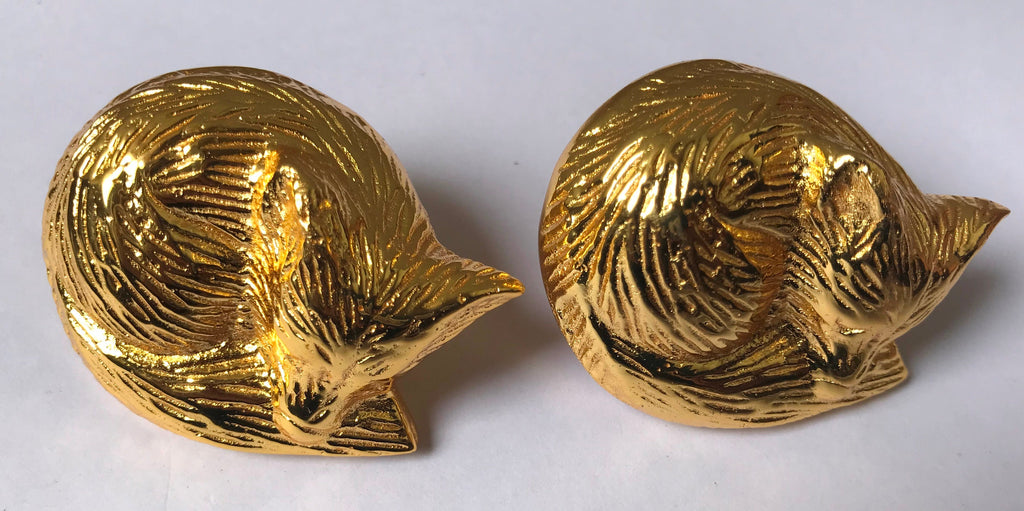 Brass Sleeping Fox Knob, Animal Cabinet Knob
