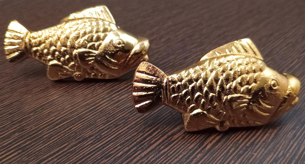 Brass Fish Cabinet Knob Nautical Ocean Style Drawer Pull Coastal Home Decor Gold Finish