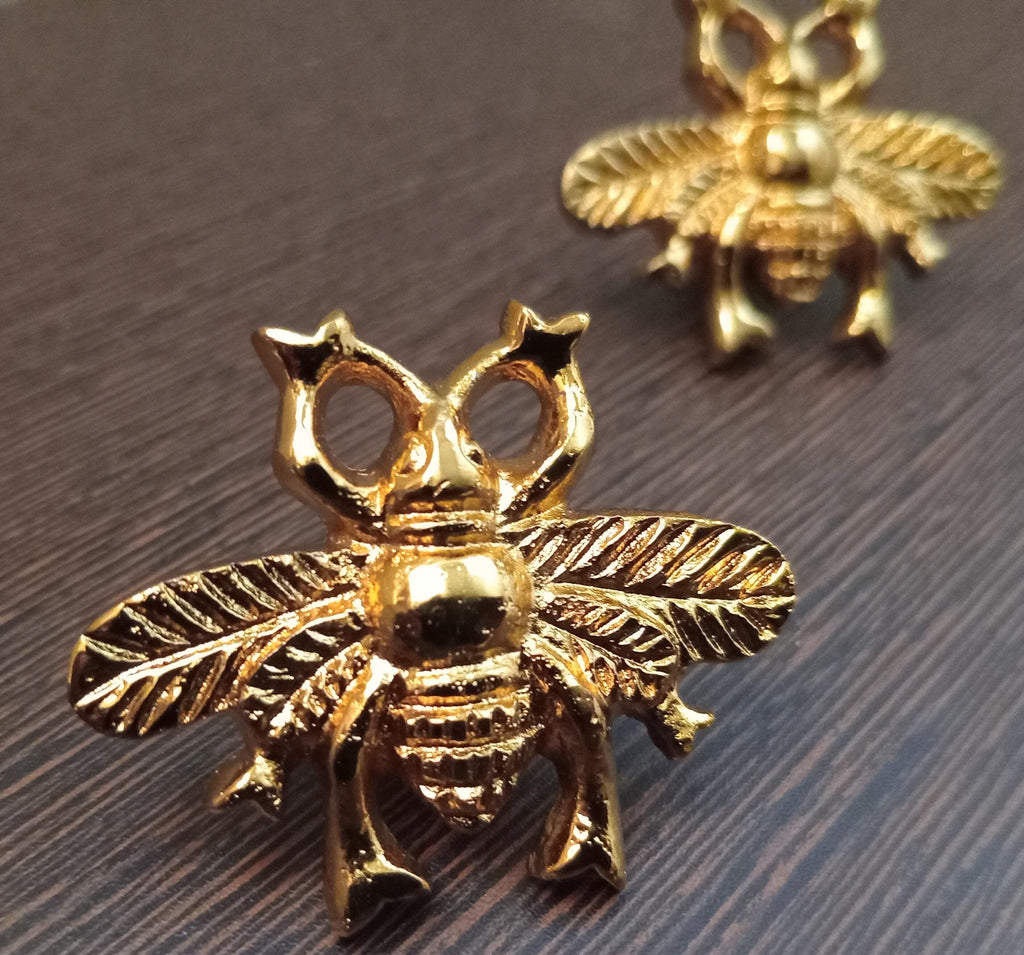 Golden brass Bee Cupboard Door Handles, Animal Drawer Pulls | Gold metal Cabinet Door Knobs
