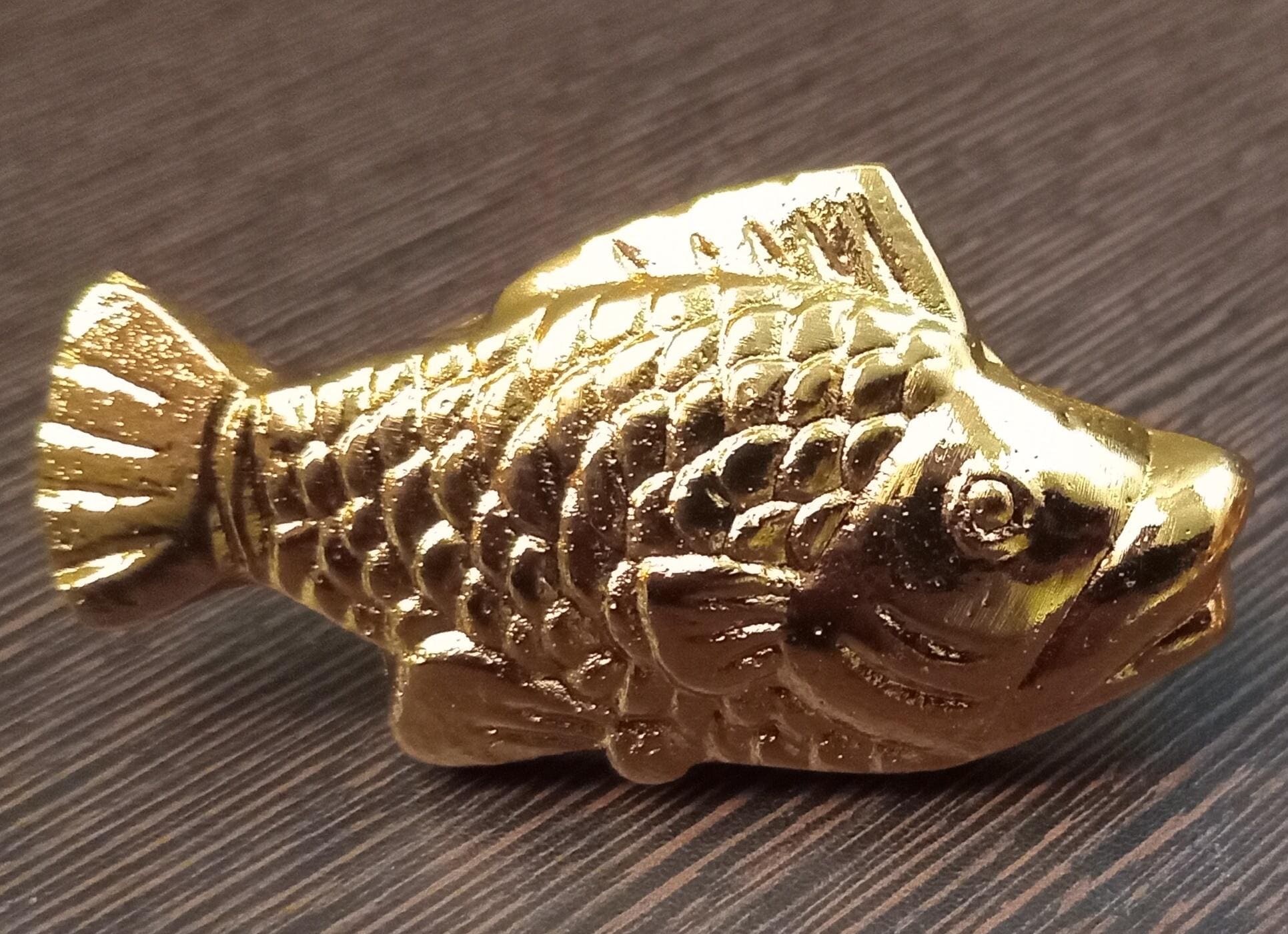 Brass Fish Cabinet Knob Nautical Ocean Style Drawer Pull Coastal Home Decor Gold Finish